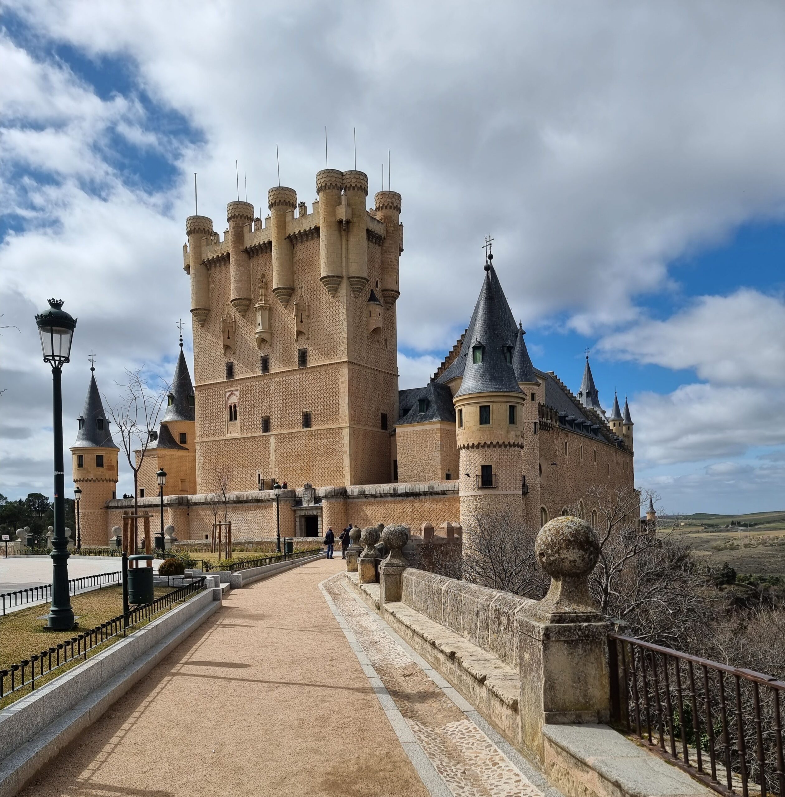 Lo mejor de Segovia con entrada a la Catedral y al Alcázar de Segovia - Imagen 3