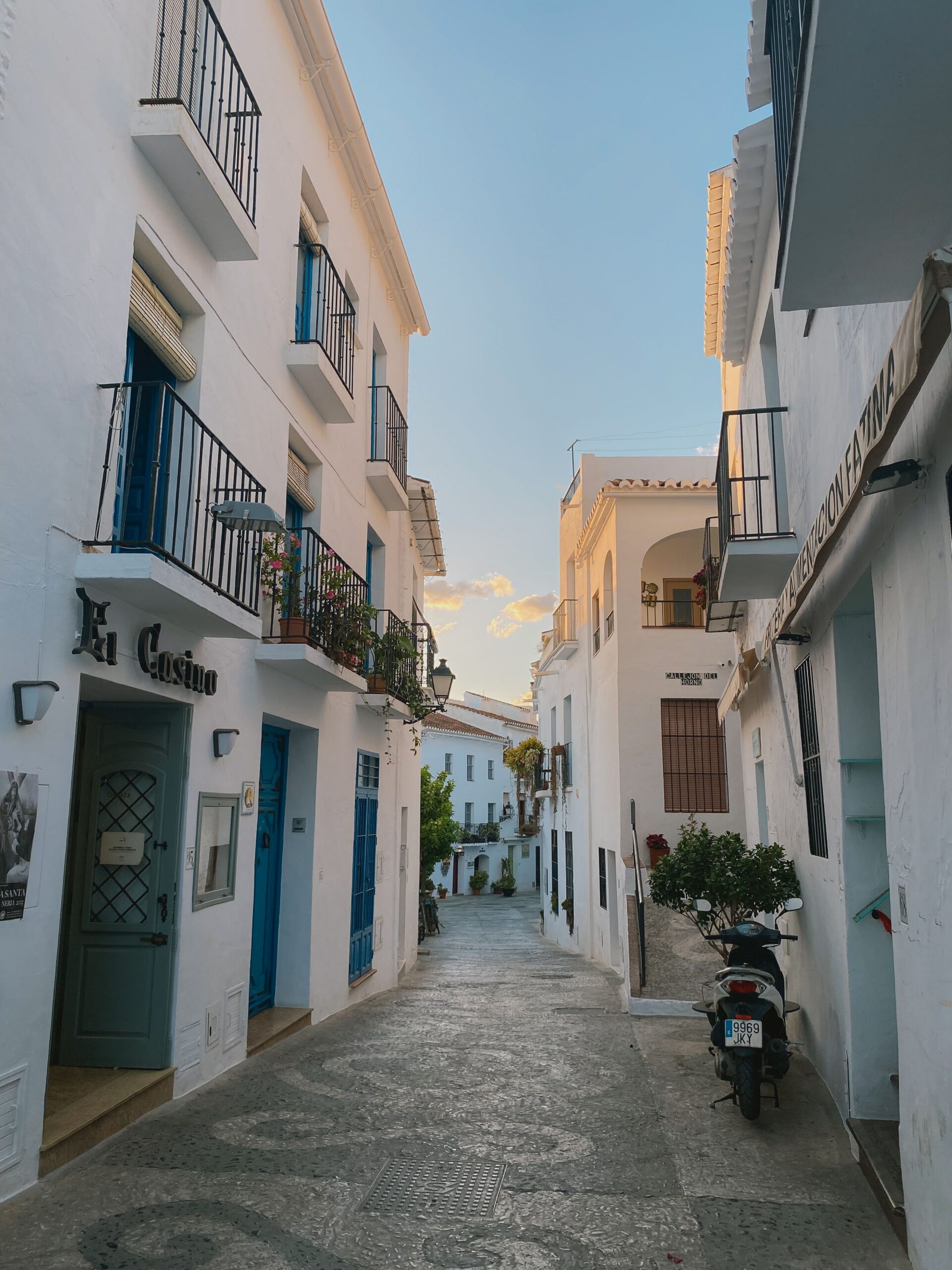Nerja y Frigiliana desde Costa del Sol - Imagen 3